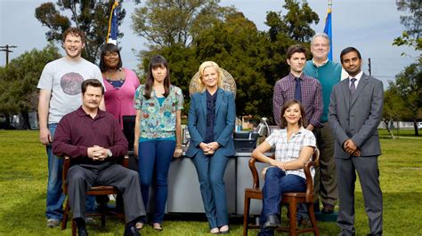 Shows Like Parks And Rec 8 Hilarious Workplace Comedies