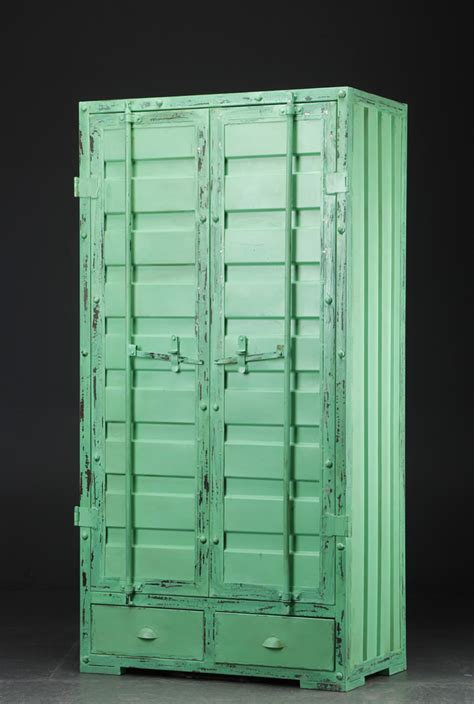 Grüner schrank 1960er bei pamono kaufen. Schrank aus grün bemaltem Metall. Rustikaler Container ...