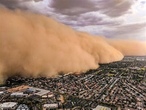 Incredible Photos Of Massive Dust Storm Taken From Fleeing News