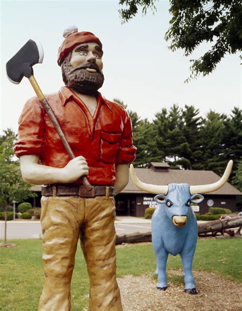 Paul Bunyan And Babe The Blue Ox Statues Eau Claire Wisconsin