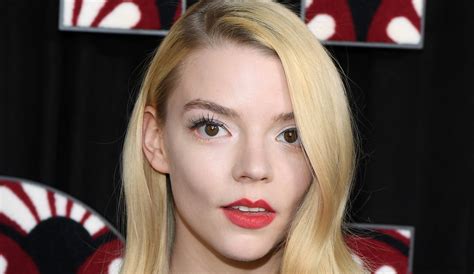 ‘queens Gambit Star Anya Taylor Joy Thinks Shes ‘weird Looking