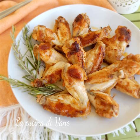In un attimo avrete un ottimo secondo croccante: ALETTE DI POLLO IN PADELLA croccanti e saporite come in ...