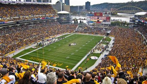 Pittsburgh Steelers Old Stadium - Three Rivers Stadium Gets A Fitting Finale - Cafe Jadul
