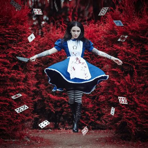 Alice Madness Returns By Mariannainsomnia Alice Cosplay Cosplay