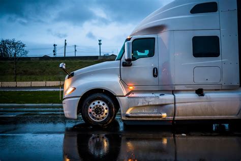 Survey Meant To Establish Florida Emergency Truck Parking Wants Loadzpro
