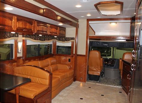 Equine Rvs Part 4 Motorized Equine Motorcoach Rv Wheel Life
