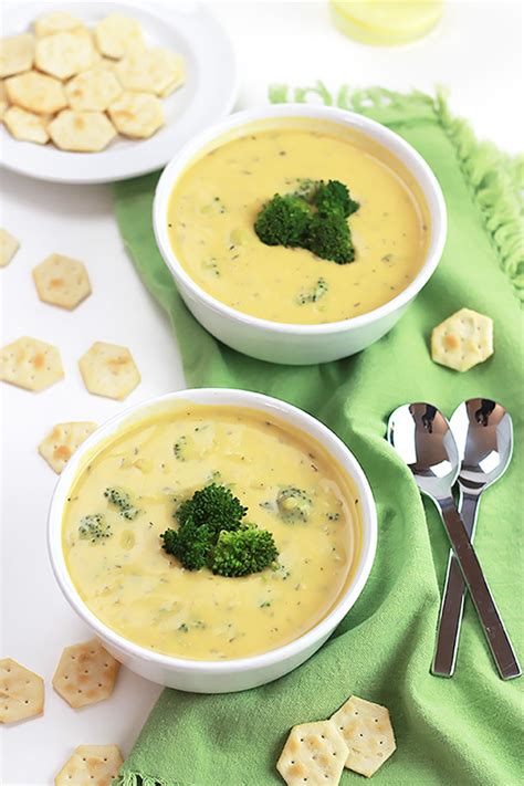 Un Cheesy Potato Broccoli Soup