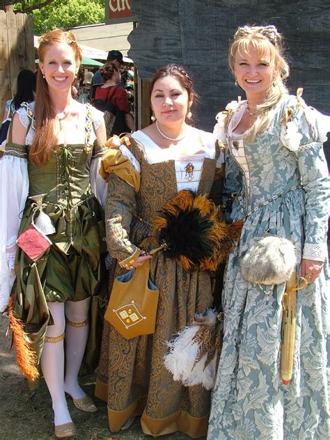 3 Different Courtesan Looks At The Southern California Renaissance