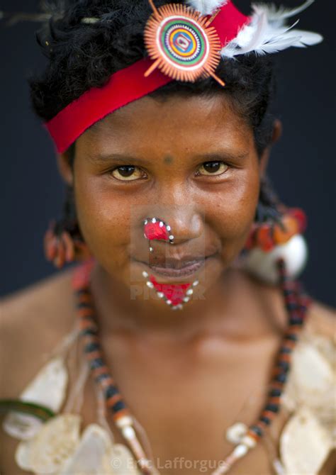 Tribal Women Of Papua New Guinea