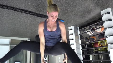 Jeana Pvp Upside Down Cleavage And Ass Pics Gifs Photo X