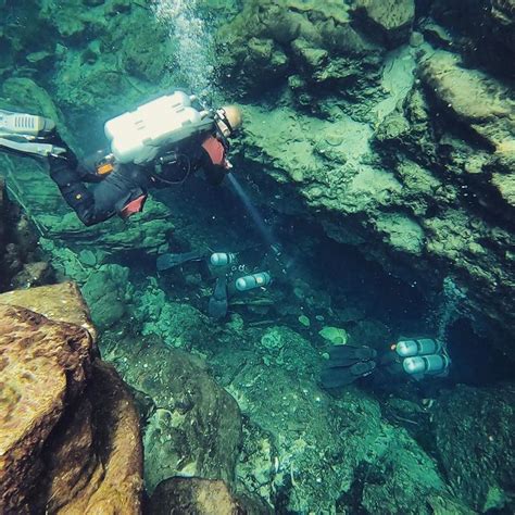 The Longest Underwater Cave Is Under This Natural Spring In Florida