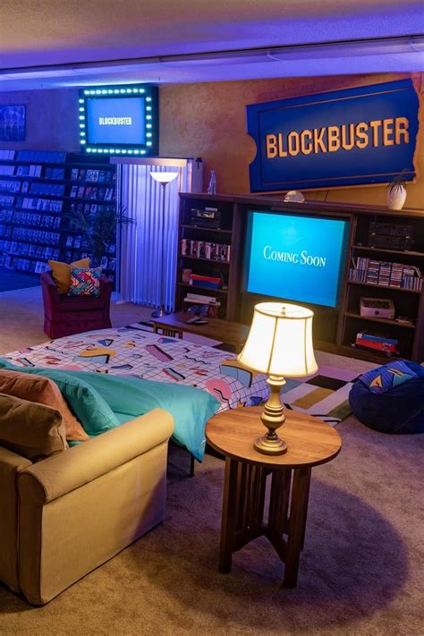 Airbnb Turned The Last Blockbuster Into A S Sleepover Spot Here S How To Book A Stay