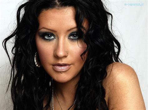 Czarne Kręcone Włosy Christina Aguilera