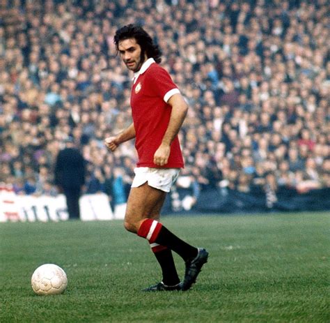 Não foi à toa que na irlanda do norte, terra que o viu nascer, os fãs de george best criaram um adágio famoso: George BEST mufc에 있는 Red Devils님의 핀