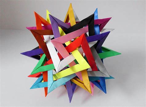 You Too Can Fold Some Of Byriah Lopers Mind Blowing Modular Origami
