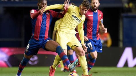 Villarreal tipped to bounce back from opening day collapse to edge clash at. Villarreal vs Levante: Castillejo baila al Levante y hace ...