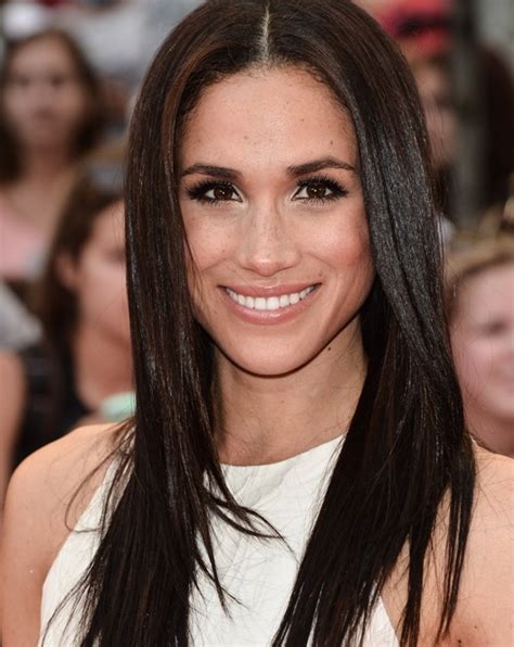 Known for her smooth, voluminous waves, meghan clearly has her haircare routine down pat (due, we're sure. Celebrity Biography and photos: Meghan Markle