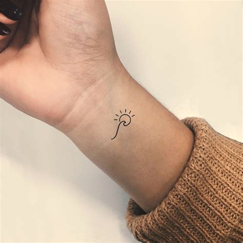 tatouage temporaire minimaliste wave et soleil ensemble de 3 etsy france sun tattoos