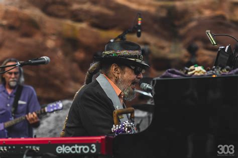 Review - The Avett Brothers Tugged at Red Rocks' Heartstrings - 303