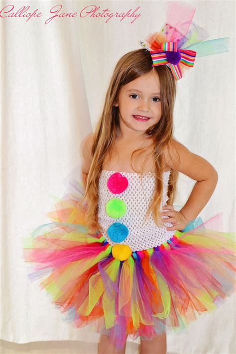 Some students might even save time in the morning by not having to brush their hair! Clown idea for dress up day | Toddler clown costume