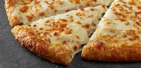 Papa John S Debuts New Extra Cheesy Alfredo Garlic Parmesan Crust Pizza