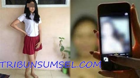 Miris Foto Bugil Gadis Kelas 6 Sd Disebarkan Pacar Online Yang Berusia 32 Tahun Di Line
