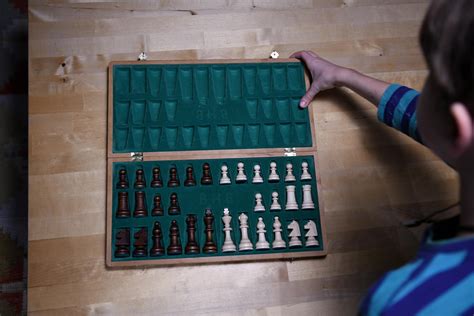 Master Your Game The Chessnut Air Electronic Chess Set Ocf Chess