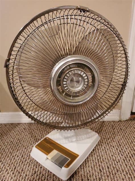 Windmere 12 Oscillating Fan Model Nr 12 White For Sale In Quakertown Pa Offerup