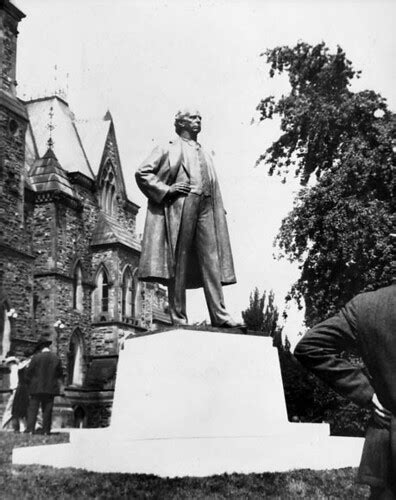 Statue Of Sir Wilfrid Laurier On Parliament Hill Unveiled Flickr