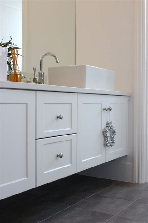 In this video, i build the base cabinet for the bathroom vanity. My bathroom vanity & the regret
