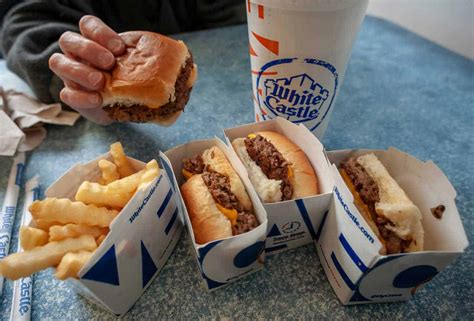 Wic provides the following at no cost: Healthcare Workers Eat Free At White Castle Through April ...