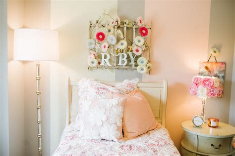How Would Your Little Girl Like To Have This Cozy Pink Room Pink