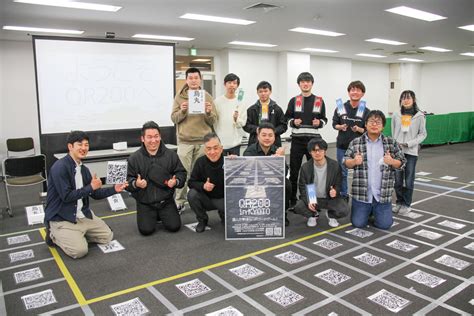 大阪電気通信大学 On Twitter 総合情報学部ゲーム＆メディア学科いしぜき研究室がqrコードを使ったゲーム大会「qr200 In Kyoto」を開催🤳 床上に配置したqrコードの情報