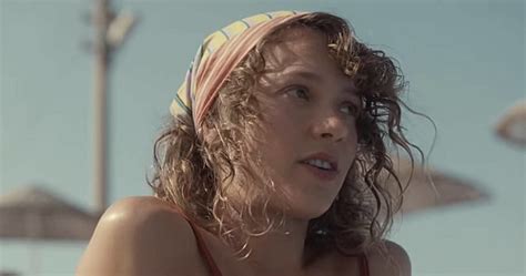 Last Summer 2021 Review Seaside Teenage Love In Turkish Drama Film
