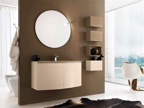 While the majority of bathrooms today contain white or cream commodes, sinks and tubs, you can still create a visually pleasing bathroom space. 17 Sweet Chocolate Brown Bathroom Decorating Ideas