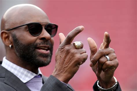 Photos Jerry Rice Runs Routes In Suit Before Nfc Championship Game
