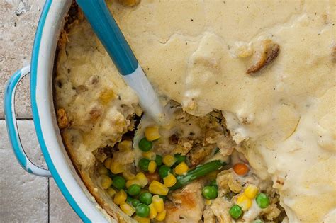 Chicken & stuffing slow cooker casserole recipe