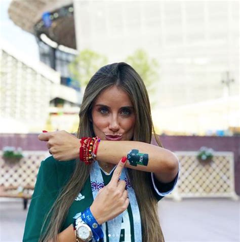 Mother of 2 #máximomuchachocabron #catalinamuchachachingona. Brazil vs Mexico World Cup 2018 LIVE: WAGS pictured in ...