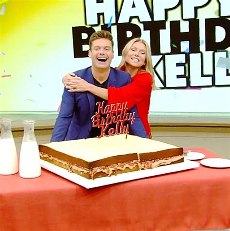 Kelly Ripa Celebrated Birthday With Record Breaking Pbandj Sandwich Cake