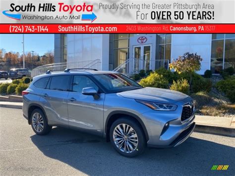 2021 Celestial Silver Metallic Toyota Highlander Hybrid Xle Awd