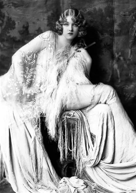 Photographs Home Décor Ziegfeld Follies Alice Wilkie Monochrome Photo