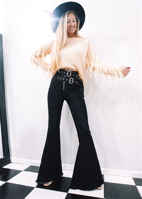Pin By Brunch Babe On Brunch Babe Flare Jeans Style Bell Bottoms