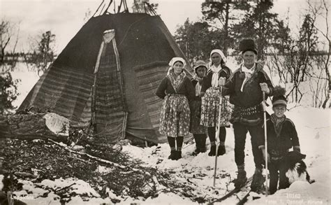 40 Rare Photos Of Indigenous Sami People Of The Nordic Areas And North