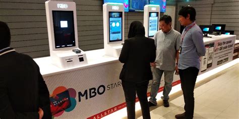 Para penonton dijamin akan senang dengan pengalaman sinematik teknologi mewah, sehingga mereka mungkin lupa mereka duduk di teater, kata pegawai operasi mbo cinemas, encik cheah chun wai. MBO Cinemas Atria Shopping Gallery - dboystudio