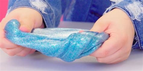 How To Make Slime With Baking Soda And Contact Solution Diy Glitter