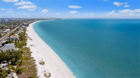 Skip to the main content ft. 104 Voorhis St Fort Myers Beach, FL 33931 - Multi-Family ...