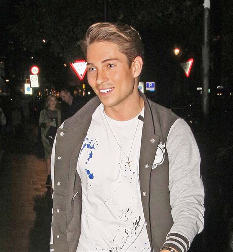 Joey Essex Banned From Dating His Celebs Go Dating Co Stars By E4 Show