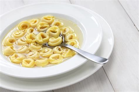 Tortellini In Brodo Tradizione A Tavola BurroFuso