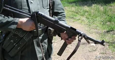 二战德国一代经典mp40冲锋枪的低射速，长期被诟病但并非缺点mp38冲锋枪mp40冲锋枪德国新浪新闻