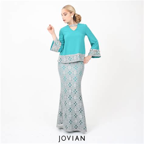 Baju kurung moden fesyen baju kurung terkini untuk raya 2020. Jovian RTW 2017 Collection Lisa Surihani for Jovian 2017 ...